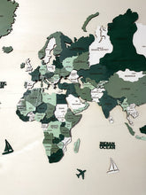 Carica l'immagine nel visualizzatore di Gallery, Mappa del Mondo 3D Multicolor Verde