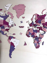 Carica l'immagine nel visualizzatore di Gallery, Mappa del Mondo 3D Rosa