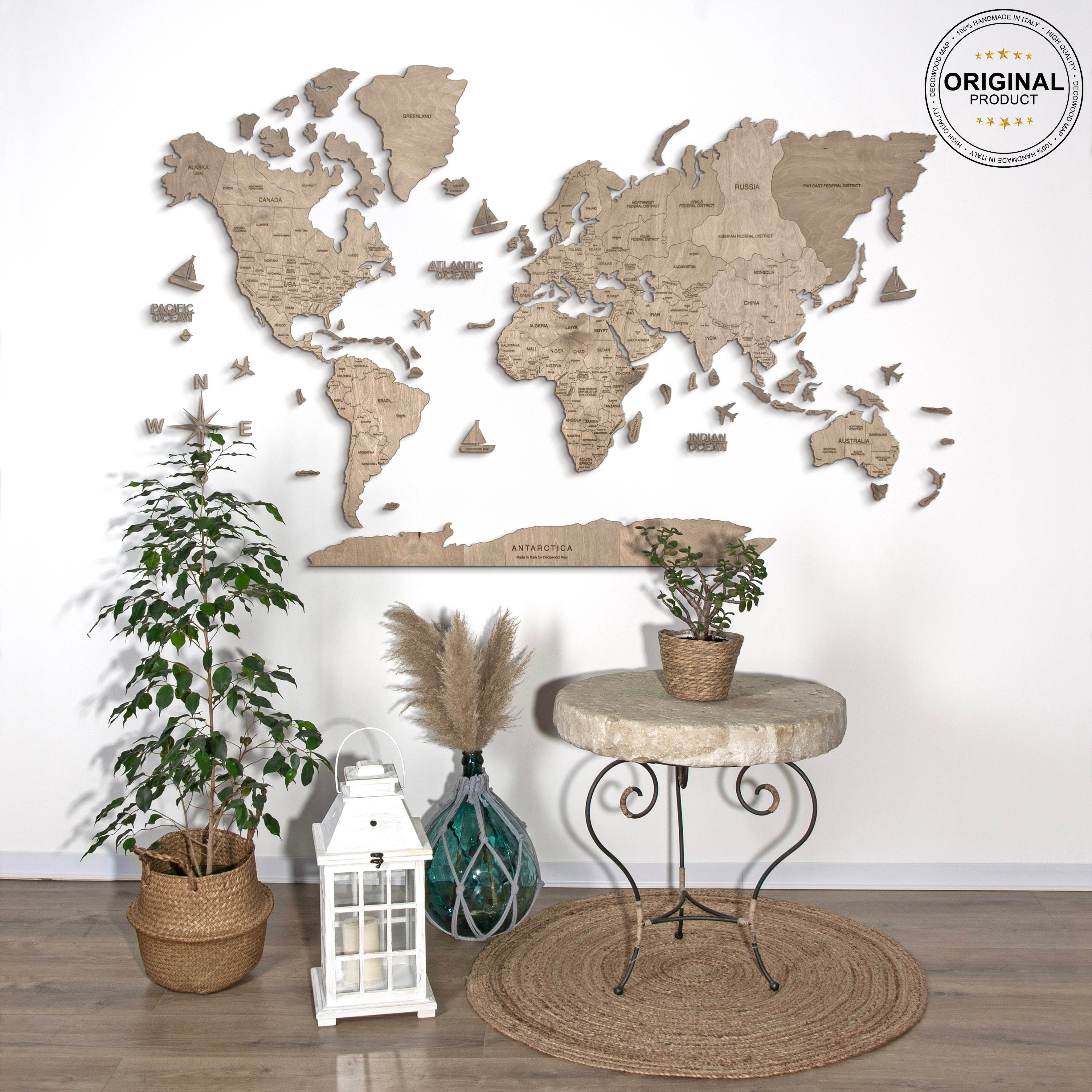 2D Wooden World Map Grey – Decowood Map