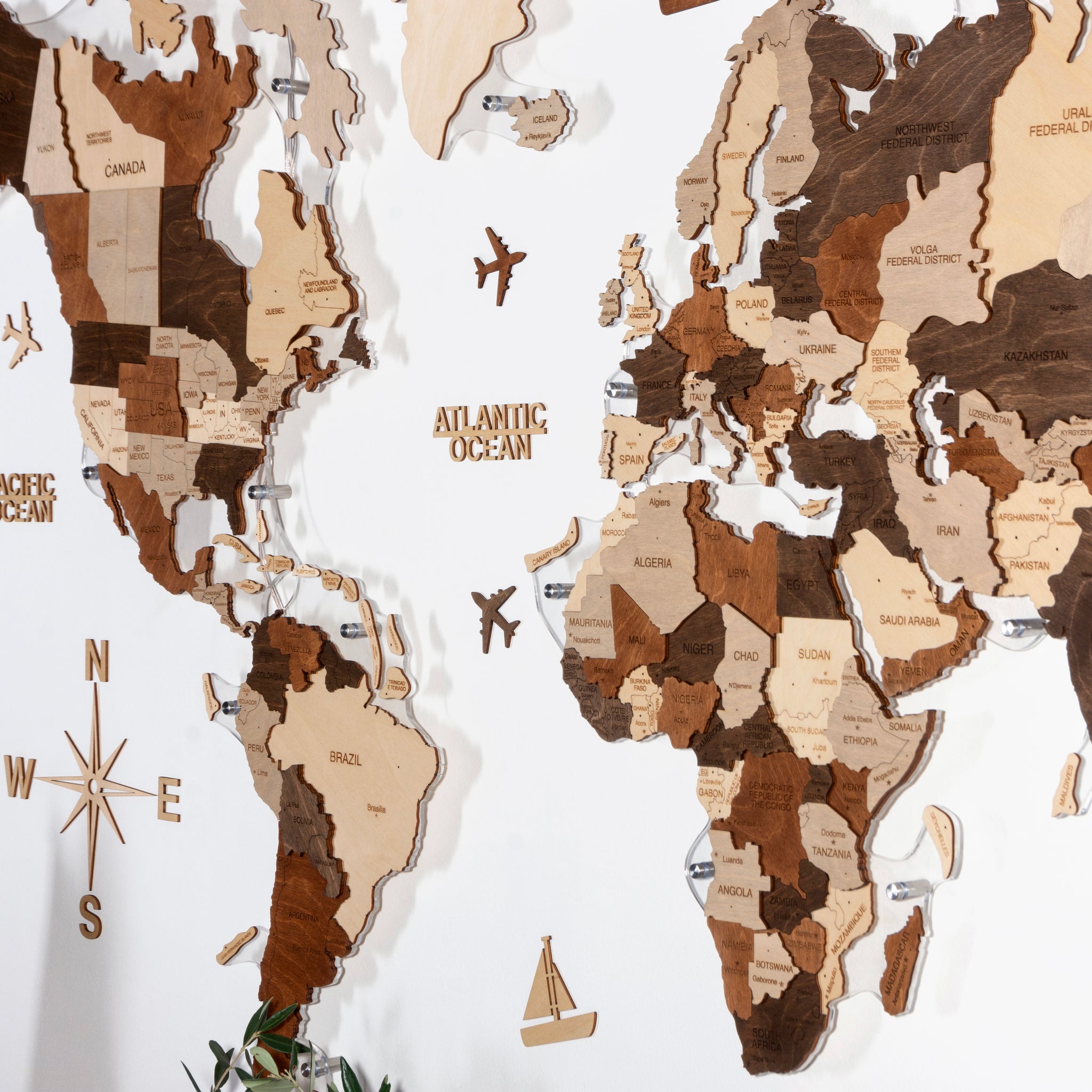 3D LED Wooden World Map – Decowood Map