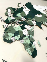 Carica l&#39;immagine nel visualizzatore di Gallery, Mappa del Mondo 3D Multicolor Verde
